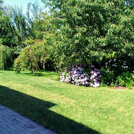 Apartman Pod Lipou - Samostatny Objekt Яромнєрж Екстер'єр фото